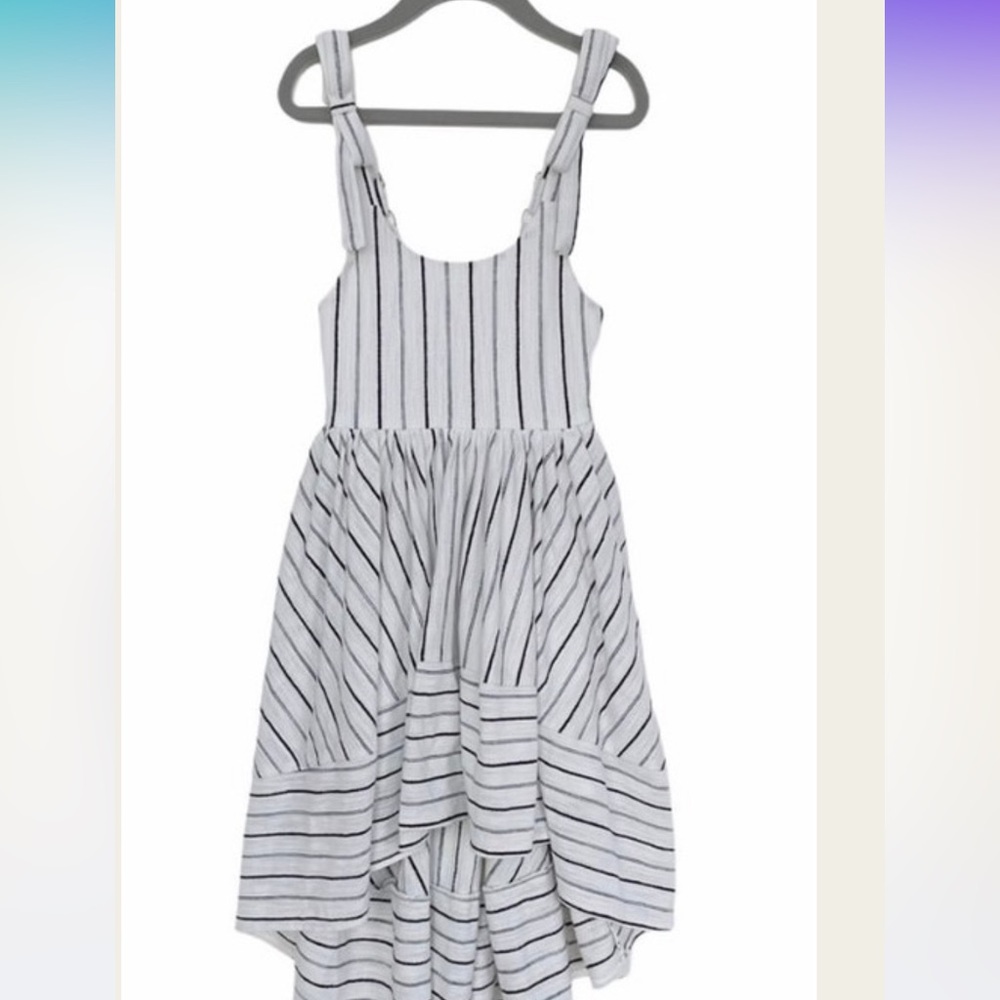 Mia Joy 3T flowy white/black striped dress. Like new
